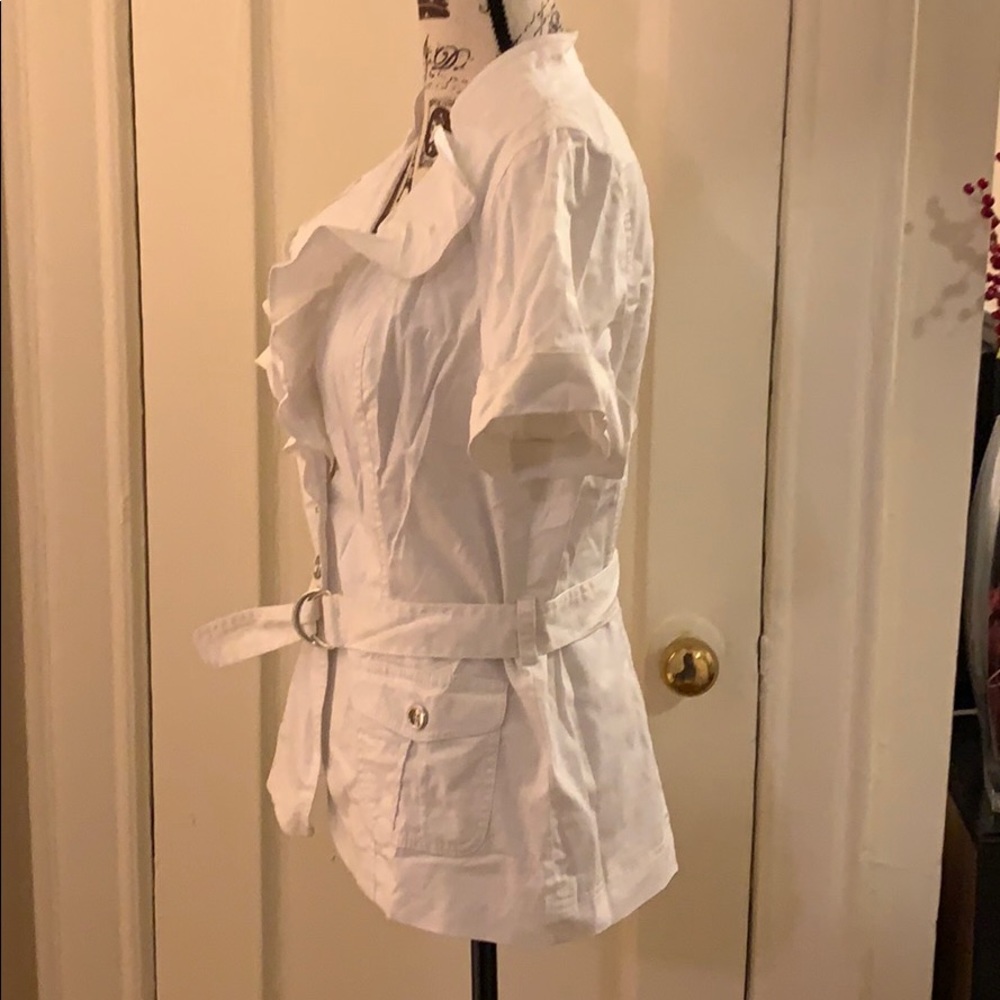 White jacket - Picture 2 of 5